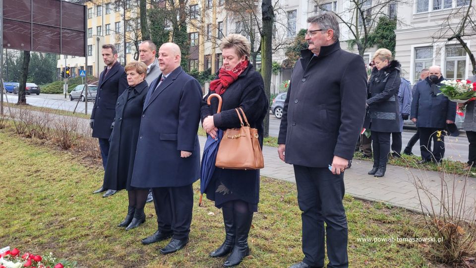 Na zdjęciu: zdjęcie z obchodów 191. Rocznicy wybuchu powstania listopadowego, które odbyły się 29 listopada 2021 roku w Tomaszowie Mazowieckim