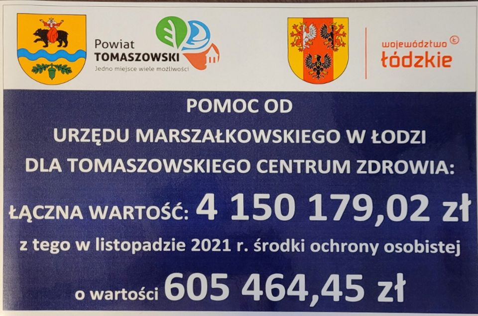 Zdjęcie z konferencji prasowej, dotyczącej pomocy udzielonej przez Urząd Marszałkowski w Łodzi dla Tomaszowskiego Centrum Zdrowia, która odbyła się w piątek, 3 grudnia 2021 roku, w sali konferencyjnej w Starostwie Powiatowym w Tomaszowie Mazowieckim