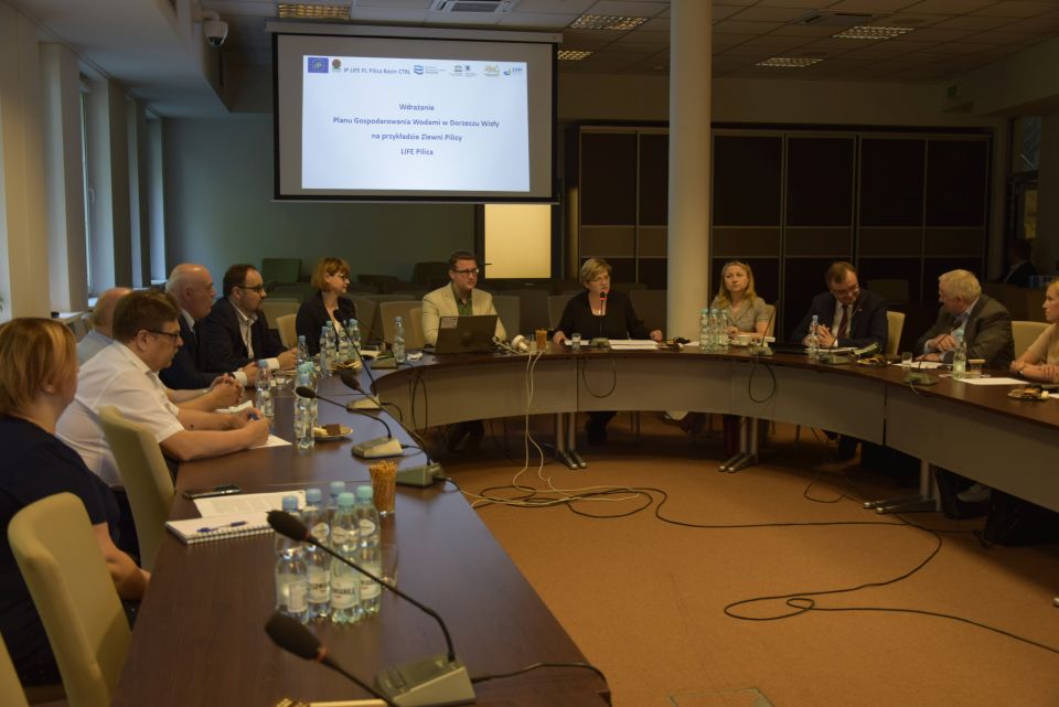 zdjęcie ze spotkania w sprawie realizacji projektu Pilica LIFE