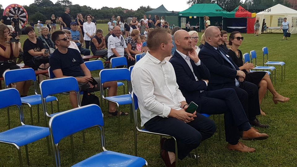 Na zdjęciu: uczestnicy festynu w Będkowie „Piknik z Reymontem”, który odbył się w sobotę, 24 lipca 2021 roku
