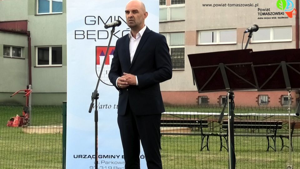 Na zdjęciu: Dariusz Misztal – Wójt gminy Bedków,  podczas festynu w Będkowie „Piknik z Reymontem”, który odbył się w sobotę, 24 lipca 2021 roku