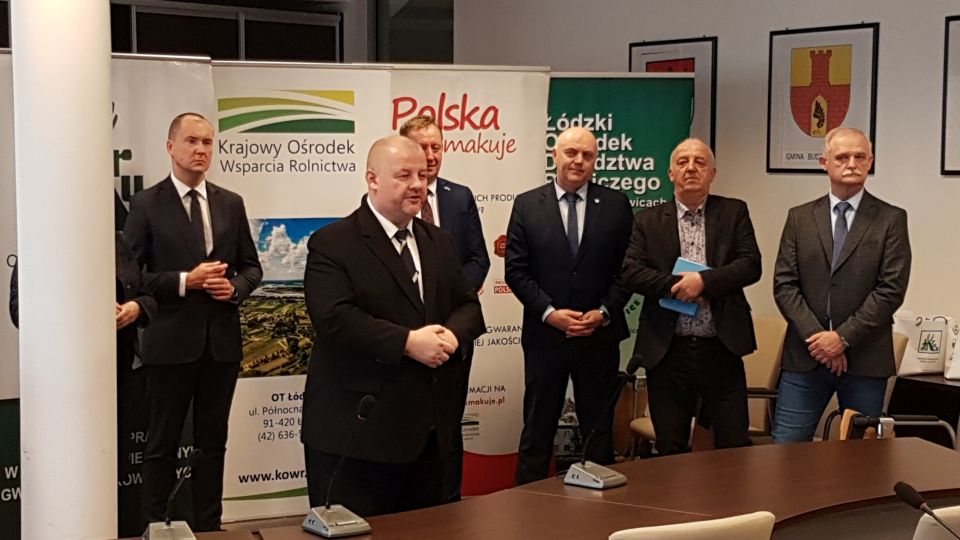 Zdjęcie ze szkolenia przygotowanego dla Kół Gospodyń Wiejskich pt. „Zdrowy styl życia, zdrowy styl bycia” zorganizowane przez Powiatowe Biuro Doradztwa Rolniczego w Tomaszowie Mazowieckim w piątek, 25 marca 2022 roku Zdjęcie ze szkolenia przygotowanego dla Kół Gospodyń Wiejskich pt. „Zdrowy styl życia, zdrowy styl bycia” zorganizowane przez Powiatowe Biuro Doradztwa Rolniczego w Tomaszowie Mazowieckim w piątek, 25 marca 2022 roku