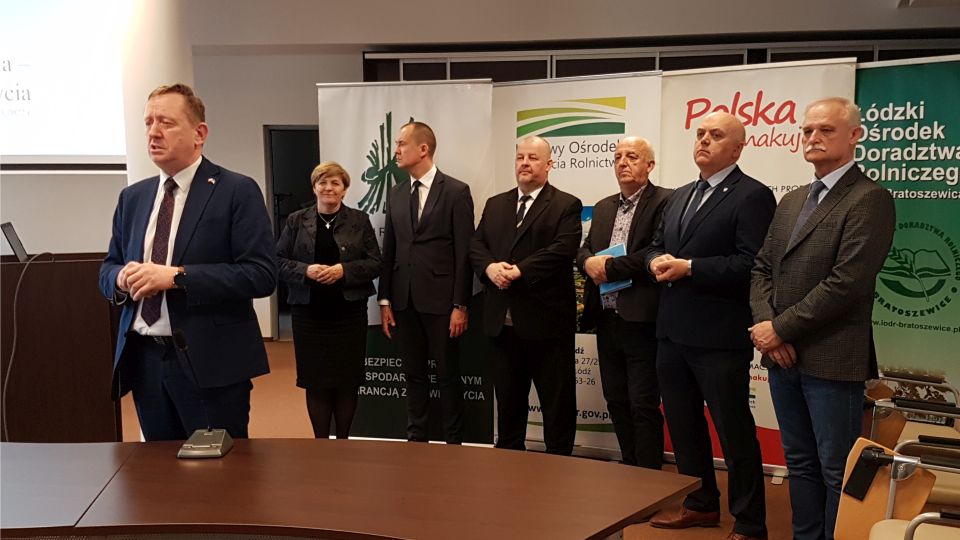 Zdjęcie ze szkolenia przygotowanego dla Kół Gospodyń Wiejskich pt. „Zdrowy styl życia, zdrowy styl bycia” zorganizowane przez Powiatowe Biuro Doradztwa Rolniczego w Tomaszowie Mazowieckim w piątek, 25 marca 2022 roku Zdjęcie ze szkolenia przygotowanego dla Kół Gospodyń Wiejskich pt. „Zdrowy styl życia, zdrowy styl bycia” zorganizowane przez Powiatowe Biuro Doradztwa Rolniczego w Tomaszowie Mazowieckim w piątek, 25 marca 2022 roku