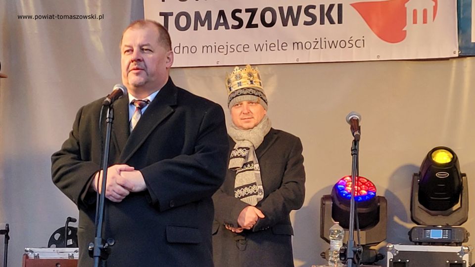 Na zdjęciu: uczestnicy 10. edycji Orszaku Trzech Króli, który odbył się w czwartek, 6 stycznia 2022 roku w Tomaszowie Mazowieckim Na zdjęciu: uczestnicy 10. edycji Orszaku Trzech Króli, który odbył się w czwartek, 6 stycznia 2022 roku w Tomaszowie Mazowieckim