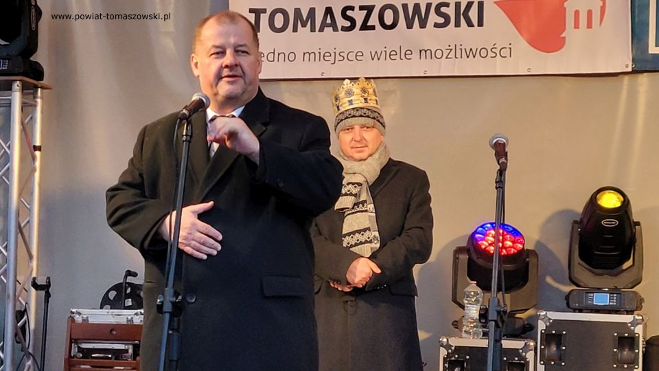 Na zdjęciu: uczestnicy 10. edycji Orszaku Trzech Króli, który odbył się w czwartek, 6 stycznia 2022 roku w Tomaszowie Mazowieckim Na zdjęciu: uczestnicy 10. edycji Orszaku Trzech Króli, który odbył się w czwartek, 6 stycznia 2022 roku w Tomaszowie Mazowieckim