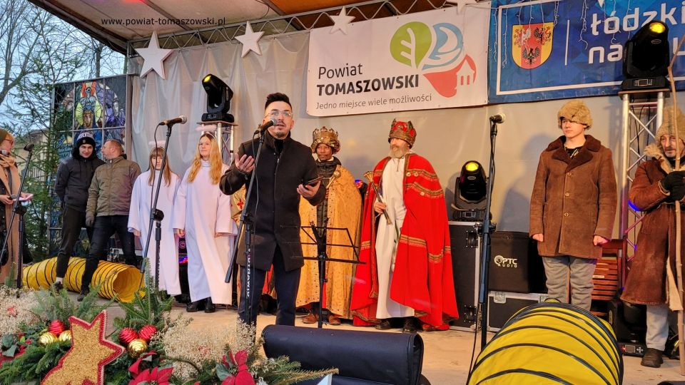 Na zdjęciu: uczestnicy 10. edycji Orszaku Trzech Króli, który odbył się w czwartek, 6 stycznia 2022 roku w Tomaszowie Mazowieckim Na zdjęciu: uczestnicy 10. edycji Orszaku Trzech Króli, który odbył się w czwartek, 6 stycznia 2022 roku w Tomaszowie Mazowieckim