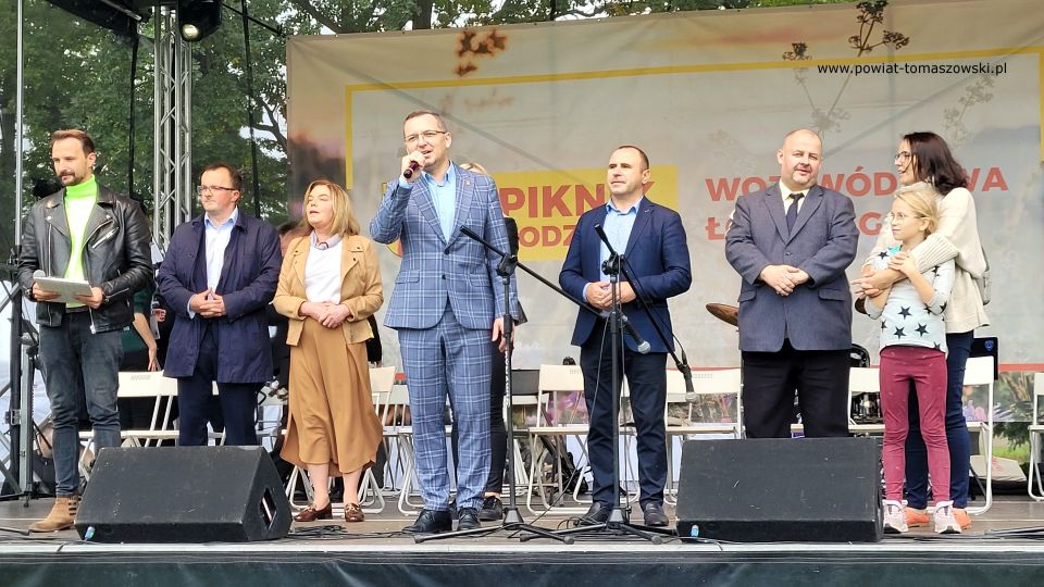Na zdjęciu: zdjęcie z  "Jarmarku żywności prosto od rolnika", który odbył się w sobotę, 25 września 2021 roku w Piotrkowie Trybunalskim,