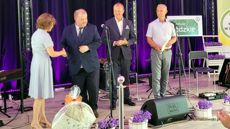 Na zdjęciu: uroczystość otwarcia Gminnego Domu Kultury w Wiadernie, które odbyło się 15 lipca 2021 roku