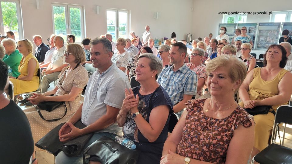 Na zdjęciu: uroczystość otwarcia Gminnego Domu Kultury w Wiadernie, które odbyło się 15 lipca 2021 roku
