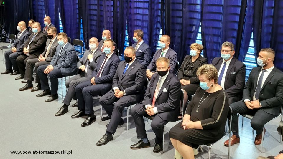Na zdjęciu: zdjęcie ze spotkania o tematyce „Rozwój oświaty w Powiecie Tomaszowskim”, z udziałem Przemysława Czarnka – Ministra Edukacji i Nauki, które odbyło się 20 września 2021 roku w Zespole Szkół Ponadpodstawowych nr 1 im. Tadeusza Kościuszki w Tomaszowie Mazowieckim