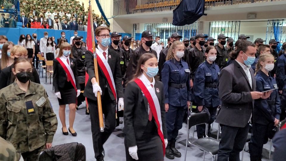 Na zdjęciu: zdjęcie ze spotkania o tematyce „Rozwój oświaty w Powiecie Tomaszowskim”, z udziałem Przemysława Czarnka – Ministra Edukacji i Nauki, które odbyło się 20 września 2021 roku w Zespole Szkół Ponadpodstawowych nr 1 im. Tadeusza Kościuszki w Tomaszowie Mazowieckim