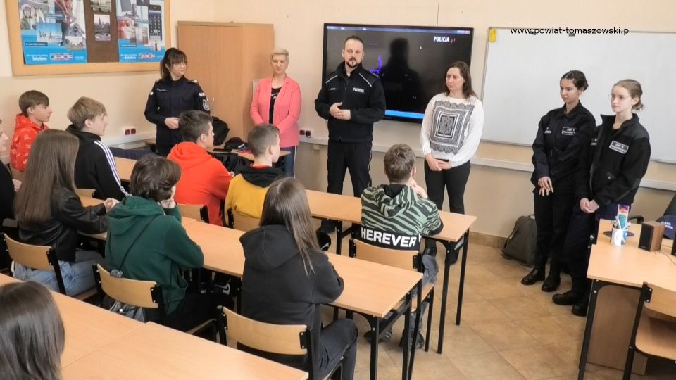 Zdjęcie z Dnia otwartych drzwi w Zespole Szkół Ponadpodstawowych nr 8 w Tomaszowie Mazowieckim