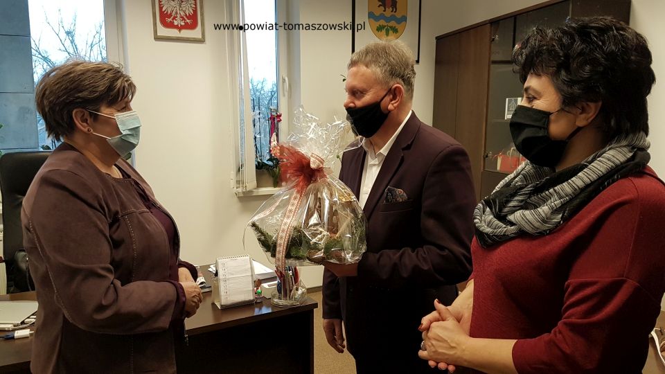 Szkoły ponadpodstawowe dziękują Zarządowi Powiatu za całoroczną współpracę