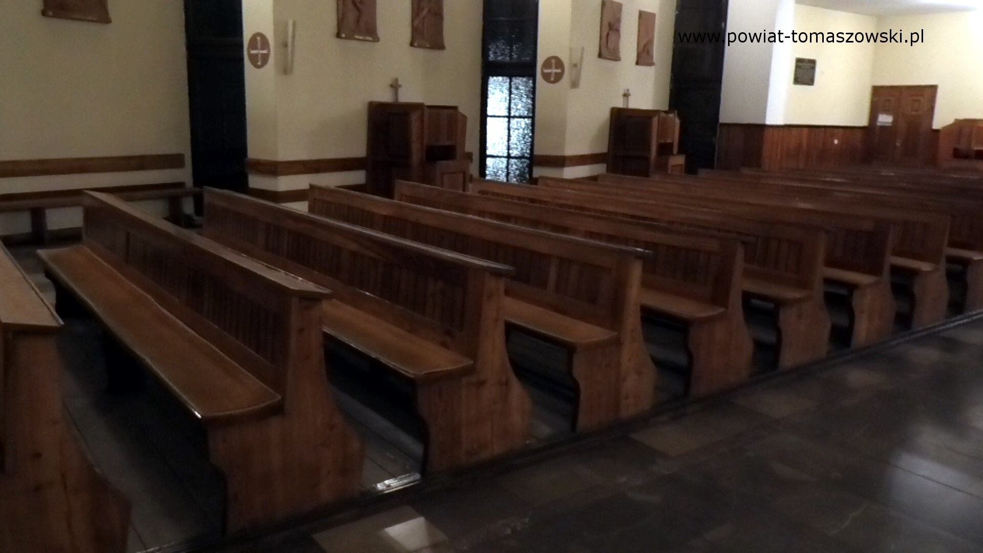 Niedzielne msze święte w kościele pw. Świętej Rodziny Niedzielne msze święte w kościele pw. Świętej Rodziny