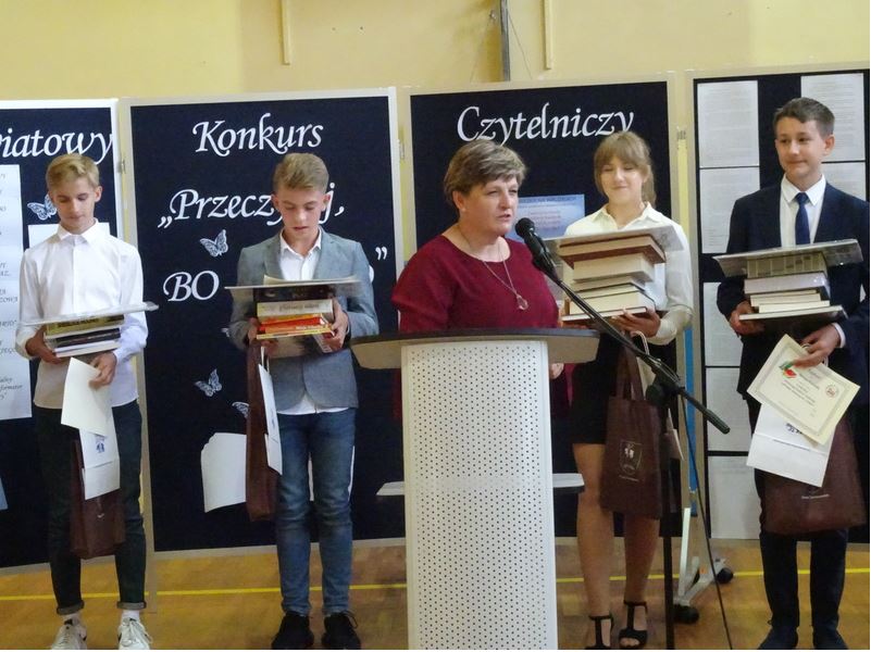 ROZSTRZYGNIĘCIE POWIATOWEGO KONKURSU CZYTELNICZEGO PRZECZYTAJ, BO WARTO