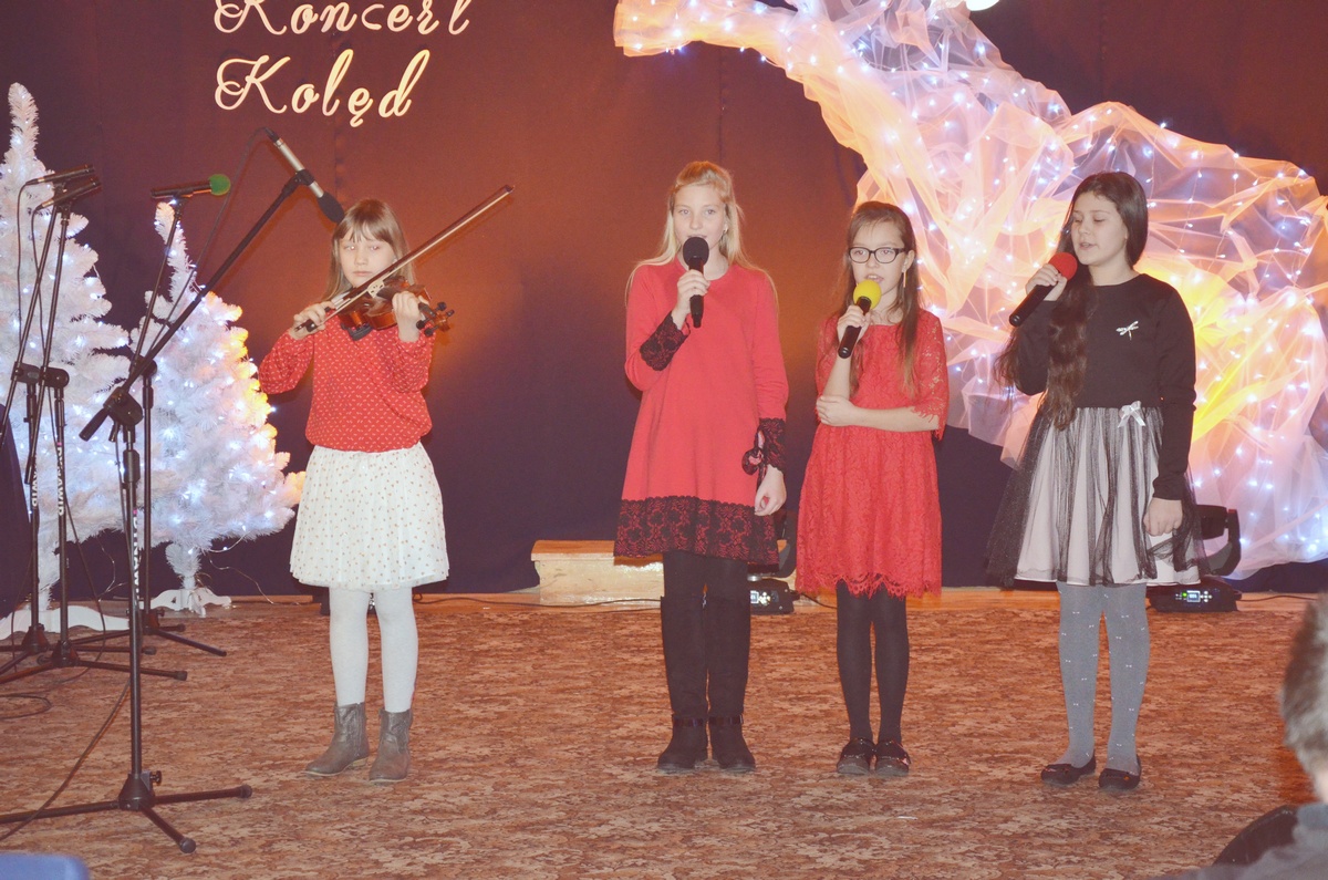 Gminny Koncert Kolęd w Królowej Woli po raz siedemnasty