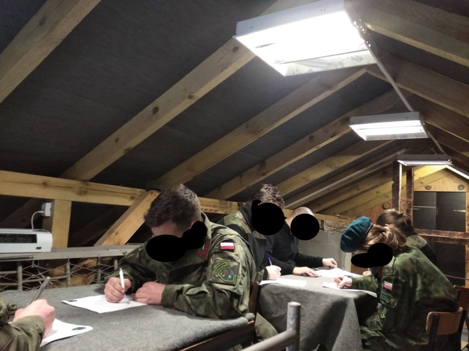 Strzelcy z jednostki Strzeleckiej 1002 podczas szkolenia