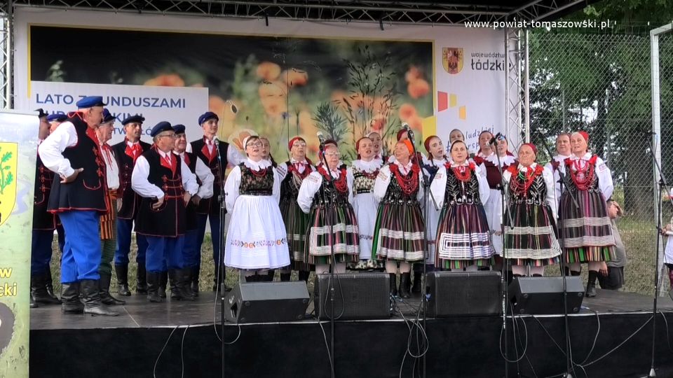 Na zdjęciu: zdjęcie z festynu rodzinnego „Lato z Funduszami Europejskimi, zorganizowanego 23 lipca 2021 roku w Twardej w gminie Tomaszów Mazowieckim, przez Urząd Marszałkowski w Łodzi