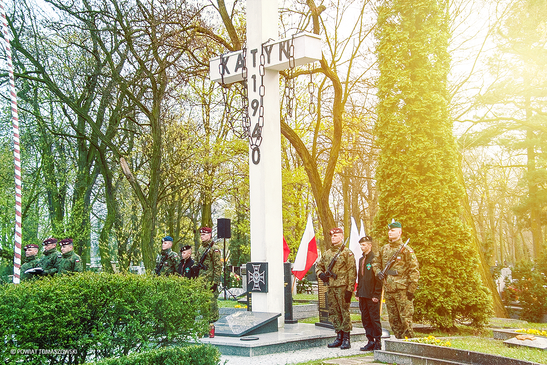 Obchody upamiętniające 79. Rocznicę Zbrodni Katyńskiej