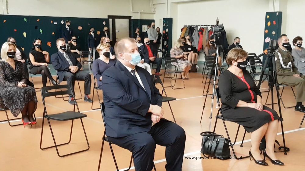 POWIATOWE OBCHODY DNIA EDUKACJI NARODOWEJ - NAGRODY STAROSTY DLA PRACOWNIKÓW OŚWIATY