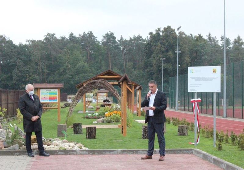 UTWORZENIE PUNKTU DYDAKTYCZNEGO PN. „BLIŻEJ NATURY” PRZY SZKOLE PODSTAWOWEJ W WIADERNIE