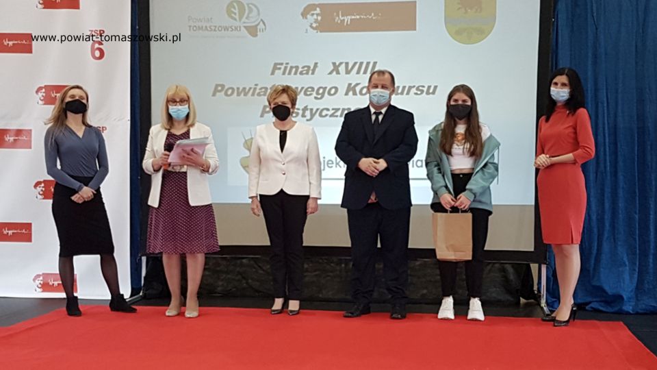 Na zdjęciu: Gala finałowa XVIII edycji Powiatowego Konkursu „Zaprojektuj swój świat” organizowanego co roku dla uczniów szkół podstawowych przez Zespół Szkół Ponadpodstawowych nr 6 im. Stanisława Wyspiańskiego w Tomaszowie Mazowieckim
