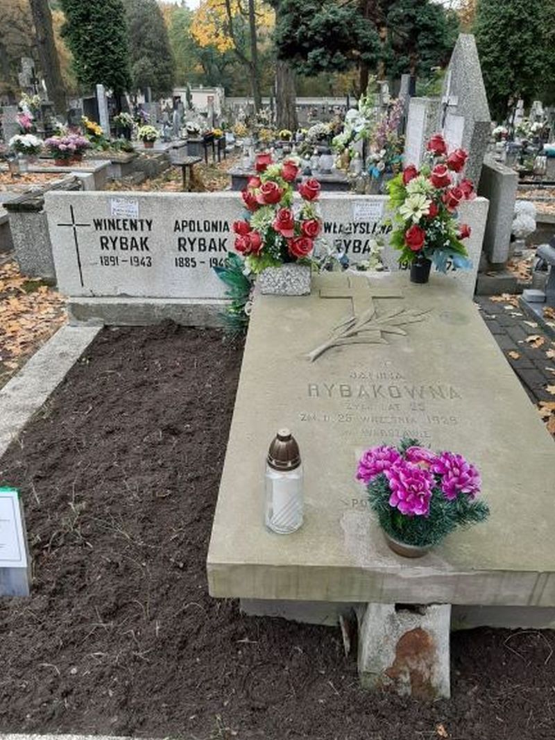 Zespół Szkół Ponadpodstawowych nr 8 włączył się w akcję „Szkoła pamięta”