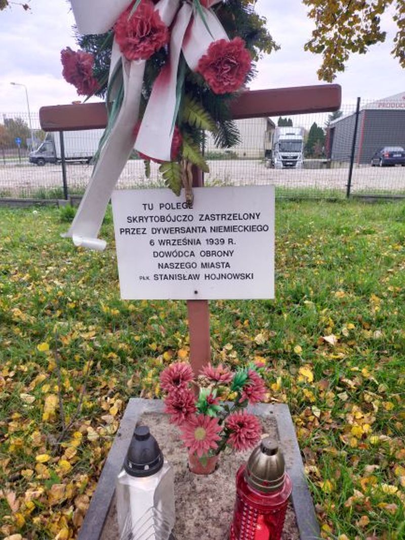 Zespół Szkół Ponadpodstawowych nr 8 włączył się w akcję „Szkoła pamięta”