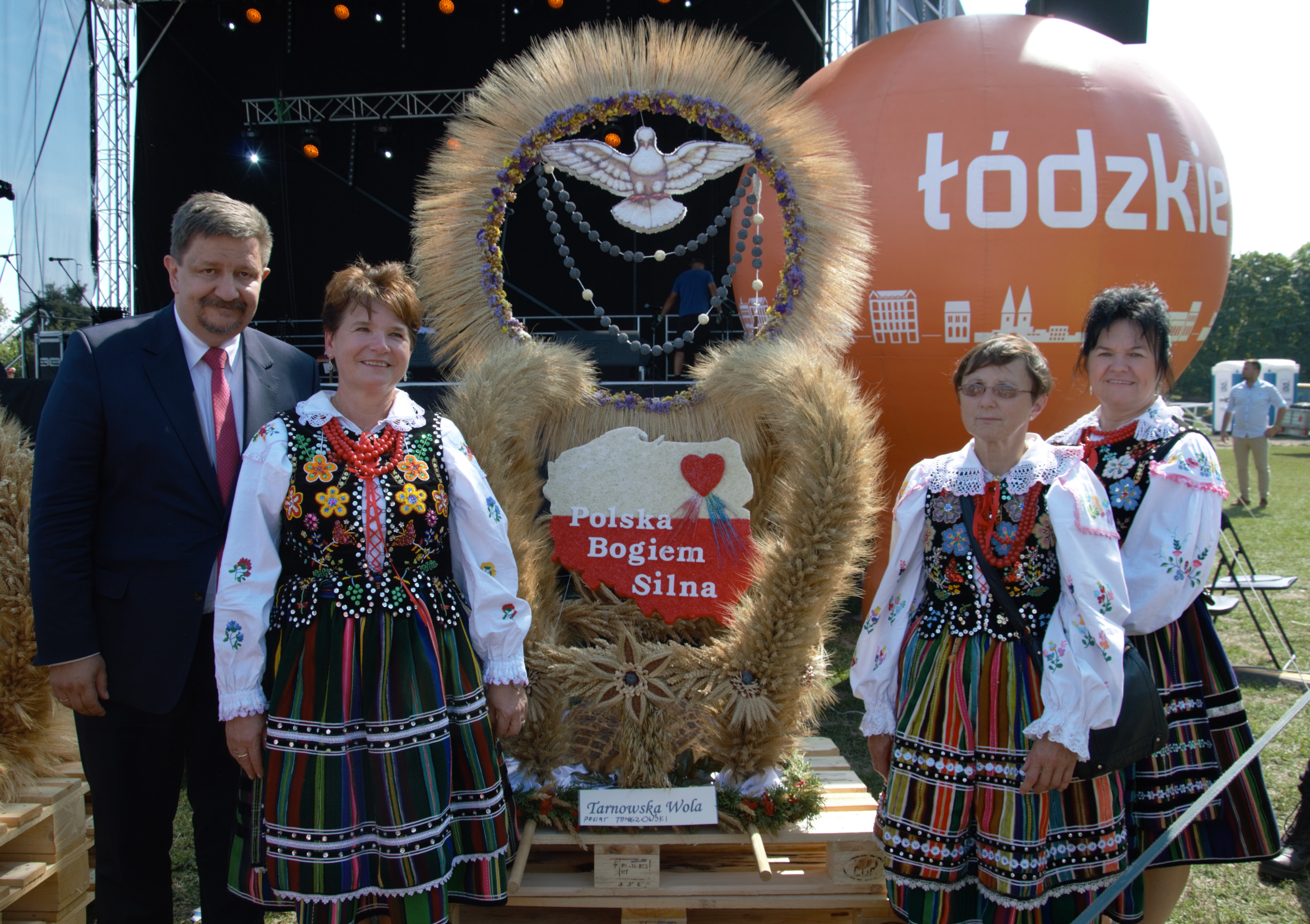 Dożynki Wojewódzkie 2019 w Walewicach 