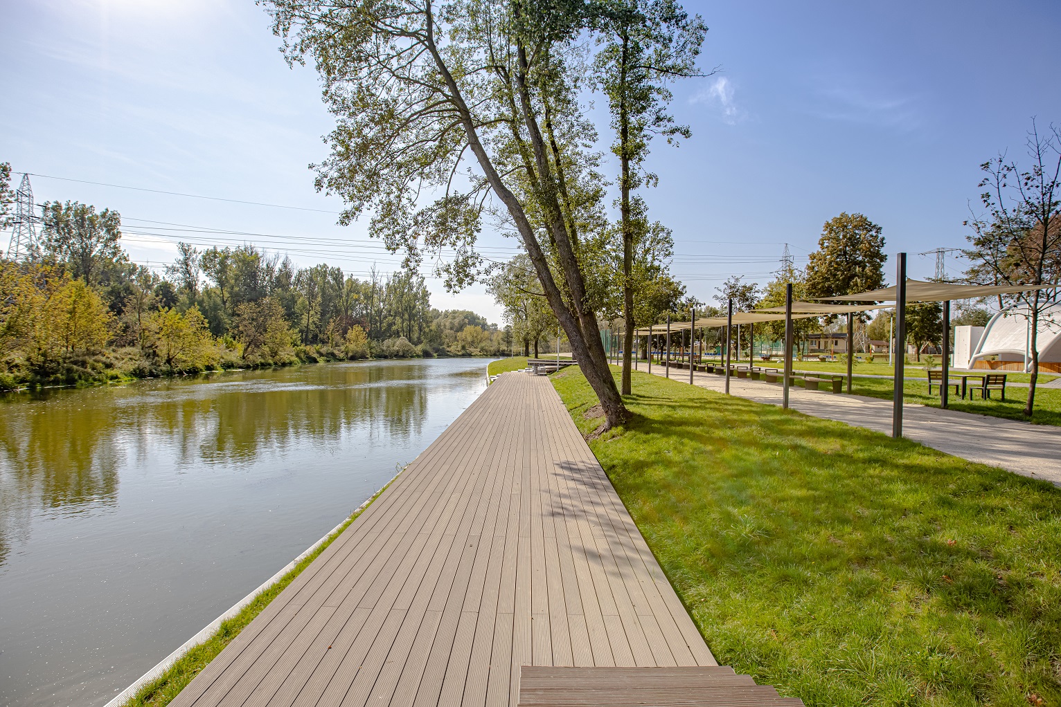 Pomost nad Pilicą na przystani w Tomaszowie