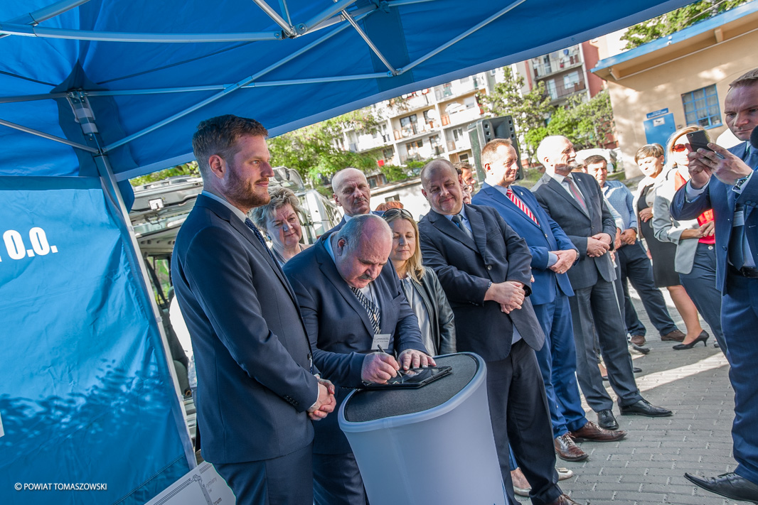 Uroczyste podpisanie umowy dot. dofinansowania TCZ - konferencja prasowa 