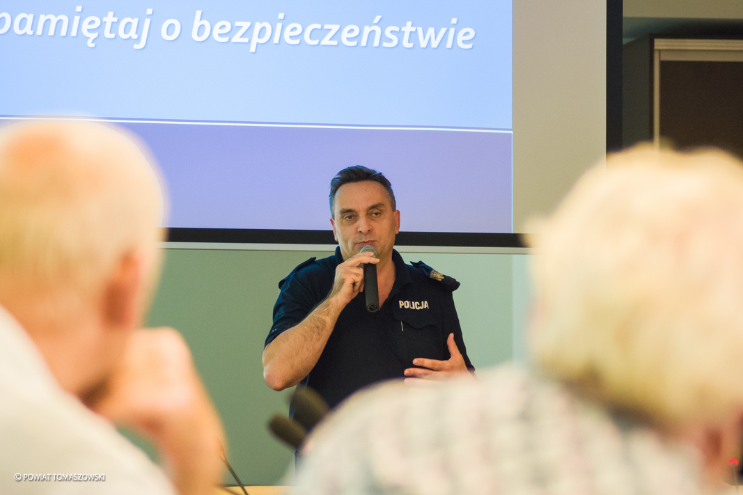 Spotkanie dla seniorów z zakresu bezpieczeństwa na drodze