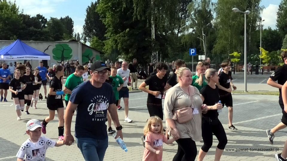 Na zdjęciu; zdjęcie z III Biegu Antoniańskiego, zorganizowanego przez Powiatowe Centrum Animacji Społecznej w Tomaszowie Mazowieckim dla uczczenia patrona miasta Tomaszowa Mazowieckiego i Powiatu Tomaszowskiego, 11 czerwca 2021