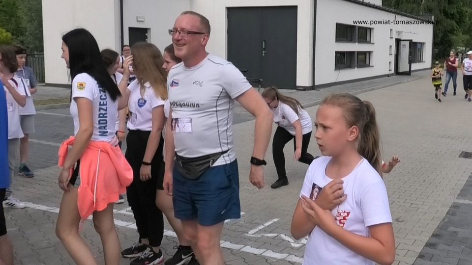 Na zdjęciu; zdjęcie z III Biegu Antoniańskiego, zorganizowanego przez Powiatowe Centrum Animacji Społecznej w Tomaszowie Mazowieckim dla uczczenia patrona miasta Tomaszowa Mazowieckiego i Powiatu Tomaszowskiego, 11 czerwca 2021