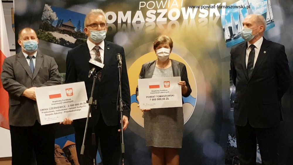Ponad 13 milionów złotych dla powiatu tomaszowskiego z Rządowego Funduszu Inwestycji Lokalnych