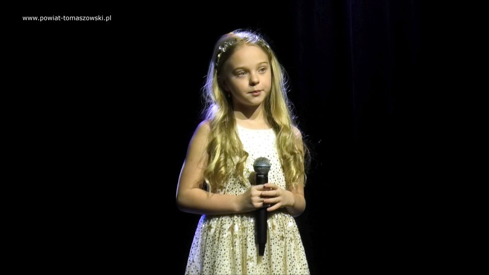 Na zdjęciu: uczestnicy XI Tomaszowskiego Festiwalu Kolęd i Pastorałek, którego koncert finałowy odbył się w Powiatowym Centrum Animacji Społecznej w Tomaszowie Mazowieckim w niedzielę, 16 stycznia 2022 roku Na zdjęciu: uczestnicy XI Tomaszowskiego Festiwalu Kolęd i Pastorałek, którego koncert finałowy odbył się w Powiatowym Centrum Animacji Społecznej w Tomaszowie Mazowieckim w niedzielę, 16 stycznia 2022 roku