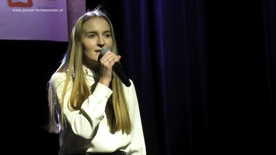Na zdjęciu: uczestnicy XI Tomaszowskiego Festiwalu Kolęd i Pastorałek, którego koncert finałowy odbył się w Powiatowym Centrum Animacji Społecznej w Tomaszowie Mazowieckim w niedzielę, 16 stycznia 2022 roku Na zdjęciu: uczestnicy XI Tomaszowskiego Festiwalu Kolęd i Pastorałek, którego koncert finałowy odbył się w Powiatowym Centrum Animacji Społecznej w Tomaszowie Mazowieckim w niedzielę, 16 stycznia 2022 roku