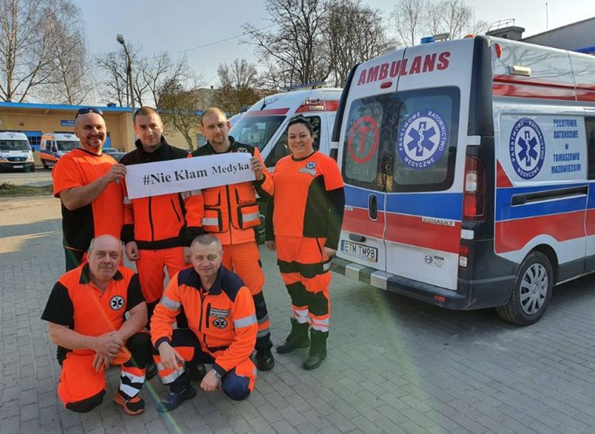 Nie okłamuj medyka, akcja ratowników medycznych z tomaszowskiego szpitala