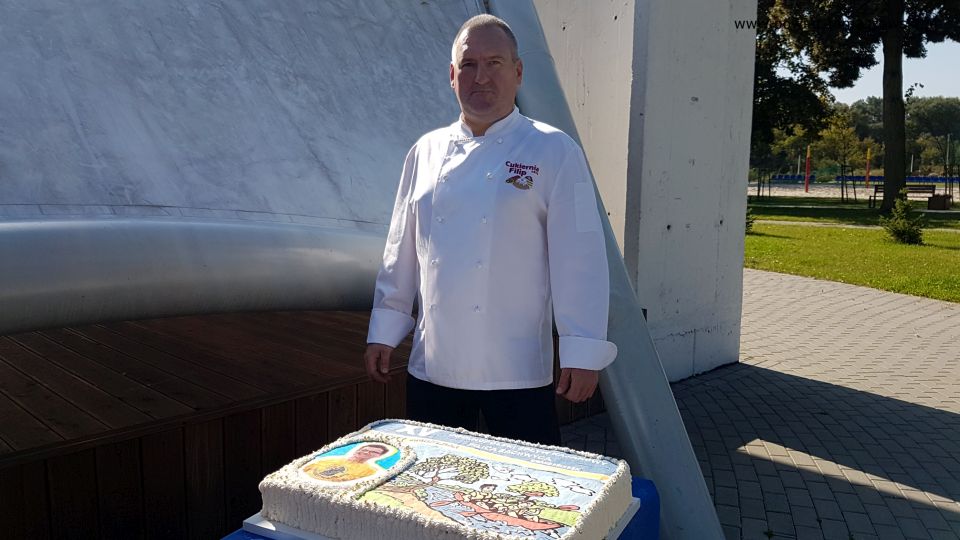 Na zdjęciu: zdjęcie z XV Ogólnopolskiego Spływu Kajakowego Pilica Zachwyca im. Doroty Ambroziak, zorganizowanego przez Klub Sportowy AMBER z Tomaszowa Mazowieckiego w dniach 10-12 września 2021 roku Na zdjęciu: zdjęcie z XV Ogólnopolskiego Spływu Kajakowego Pilica Zachwyca im. Doroty Ambroziak, zorganizowanego przez Klub Sportowy AMBER z Tomaszowa Mazowieckiego w dniach 10-12 września 2021 roku