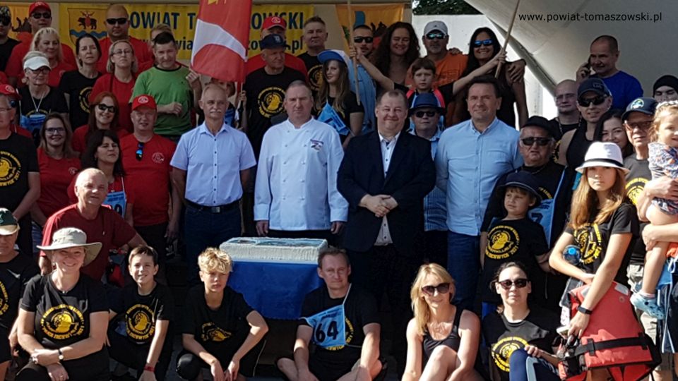 Na zdjęciu: zdjęcie z XV Ogólnopolskiego Spływu Kajakowego Pilica Zachwyca im. Doroty Ambroziak, zorganizowanego przez Klub Sportowy AMBER z Tomaszowa Mazowieckiego w dniach 10-12 września 2021 roku Na zdjęciu: zdjęcie z XV Ogólnopolskiego Spływu Kajakowego Pilica Zachwyca im. Doroty Ambroziak, zorganizowanego przez Klub Sportowy AMBER z Tomaszowa Mazowieckiego w dniach 10-12 września 2021 roku
