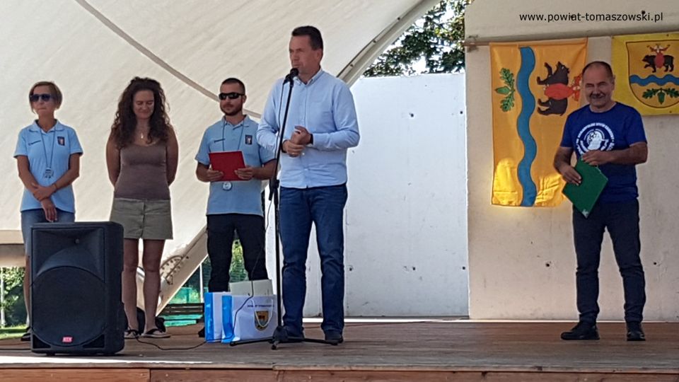 Na zdjęciu: zdjęcie z XV Ogólnopolskiego Spływu Kajakowego Pilica Zachwyca im. Doroty Ambroziak, zorganizowanego przez Klub Sportowy AMBER z Tomaszowa Mazowieckiego w dniach 10-12 września 2021 roku Na zdjęciu: zdjęcie z XV Ogólnopolskiego Spływu Kajakowego Pilica Zachwyca im. Doroty Ambroziak, zorganizowanego przez Klub Sportowy AMBER z Tomaszowa Mazowieckiego w dniach 10-12 września 2021 roku