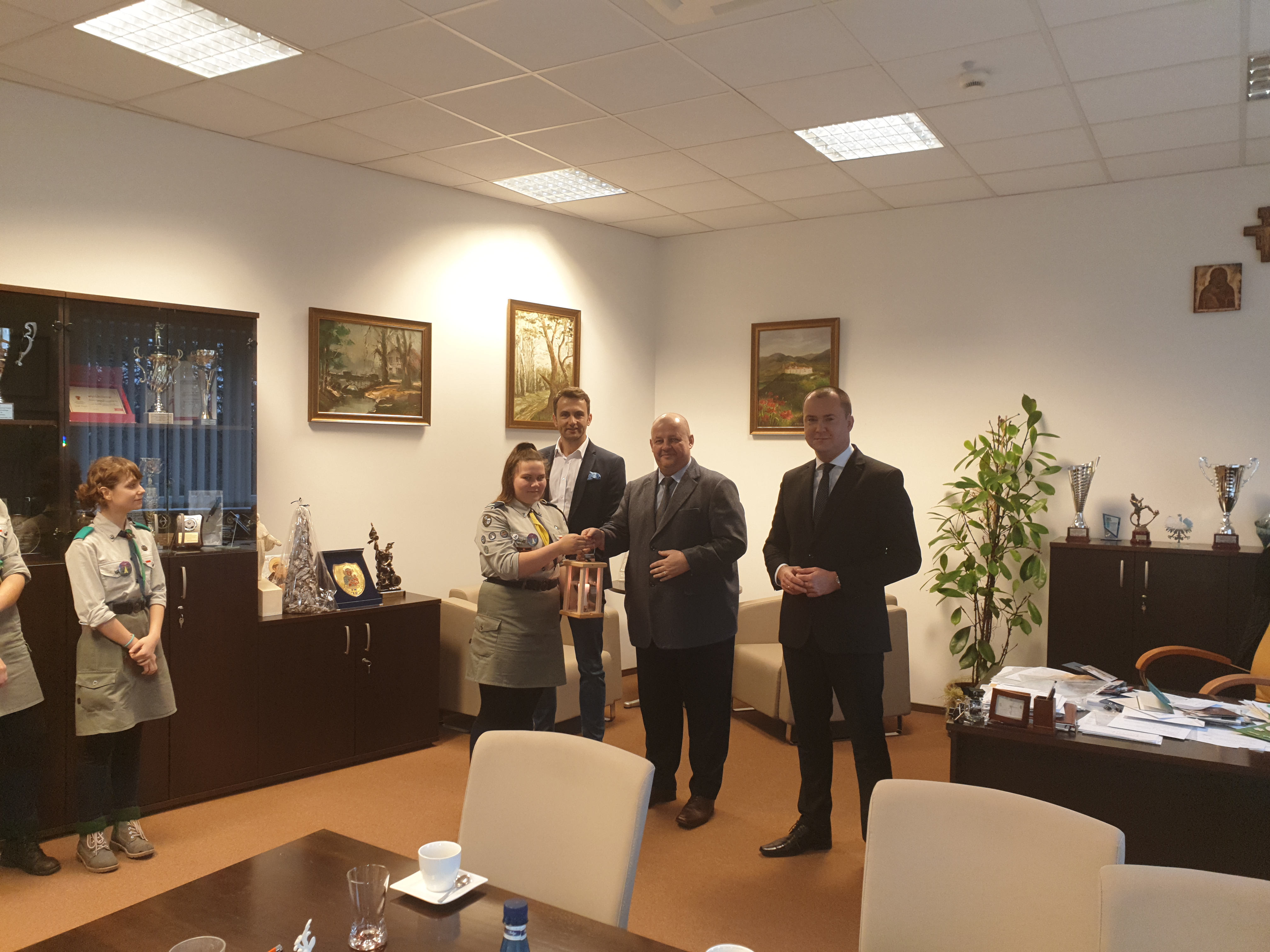 Przekazanie światełka betlejemskiego