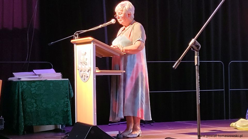 Na zdjęciu: zdjęcie z obchodów jubileuszu 15-lecia działalności Tomaszowskiego Uniwersytetu Trzeciego Wieku